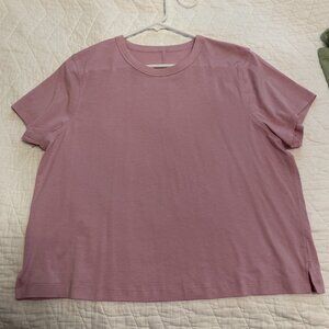 Lululemon classic fit tshirt